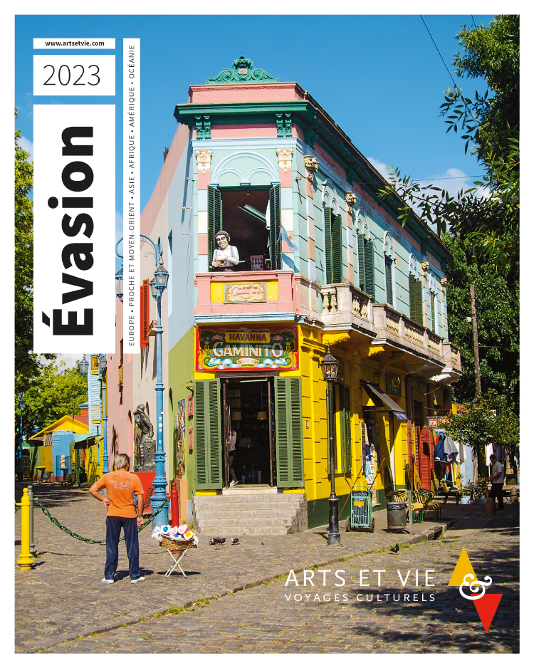 La couverture de la prochaine brochure Évasion 2023, d'après une photo de M. Janvois Arts et Vie
