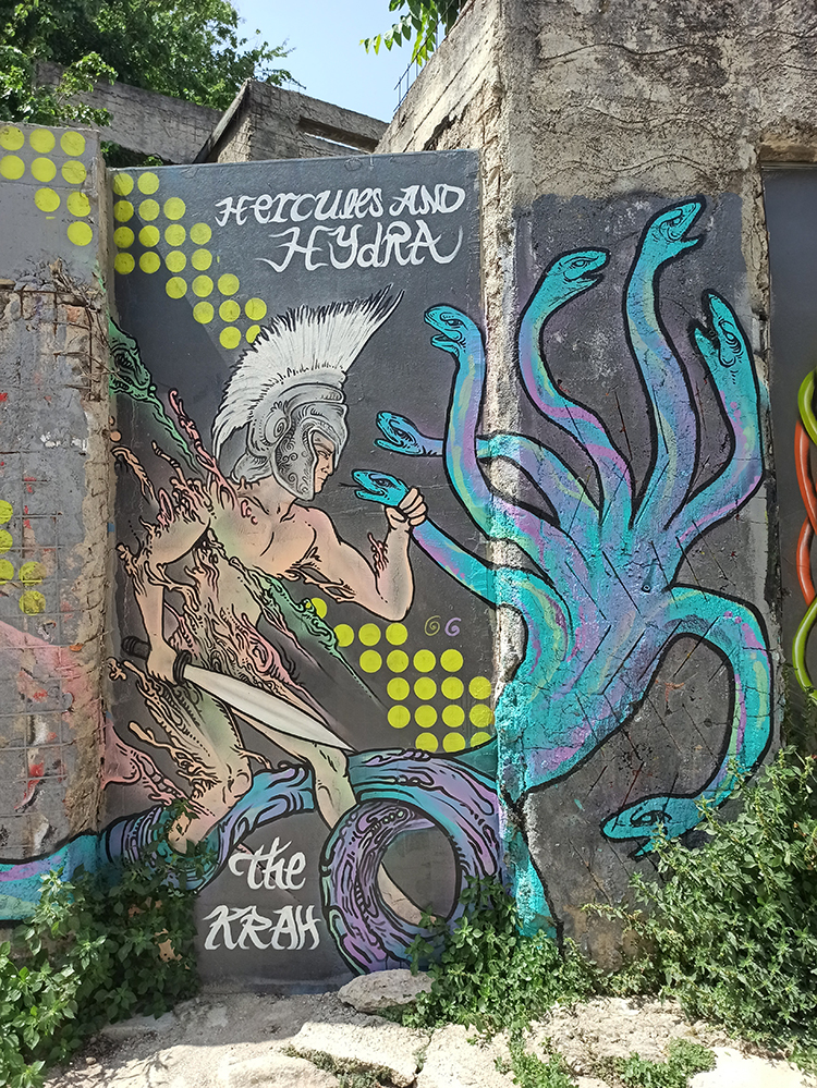 Dans le quartier de Plaka, à Athènes, en Grèce street art