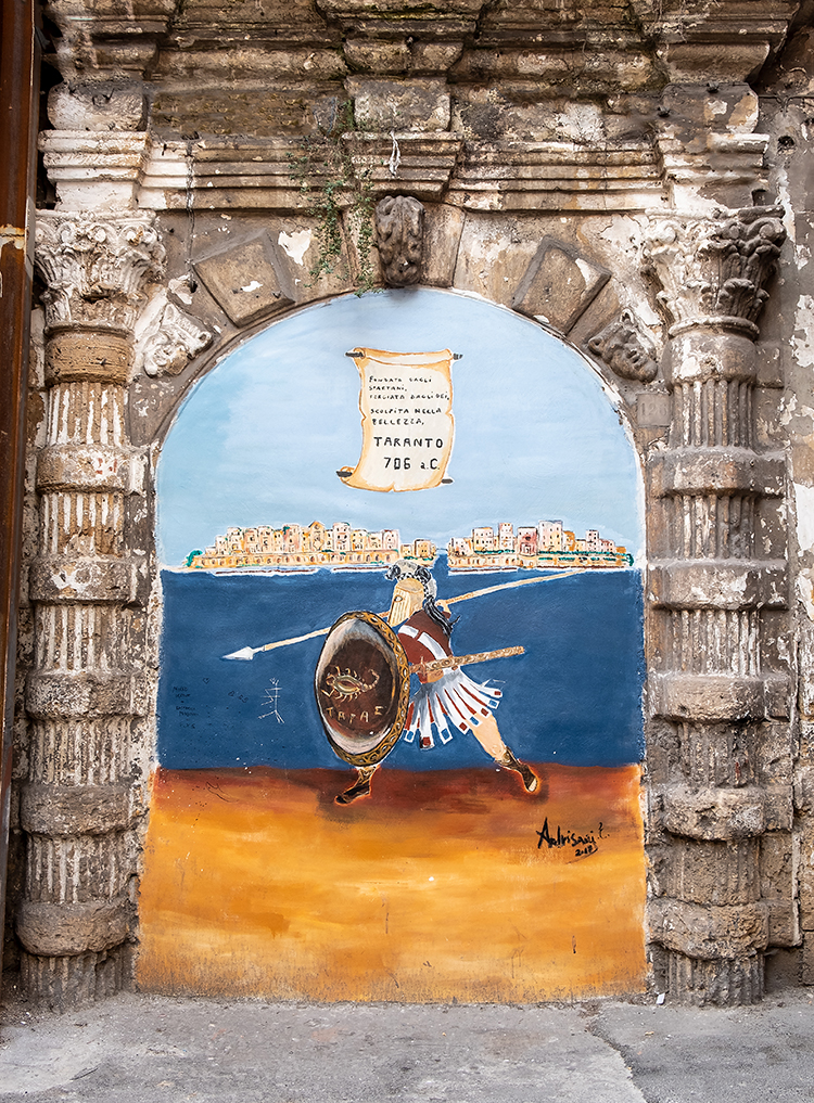 Dans les Pouilles, en Italie Fresques murales arts et vie