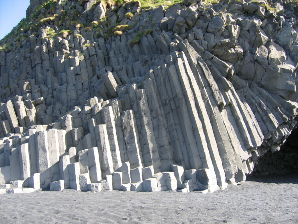 Orgue basaltique de Reynishverfi, en Islande