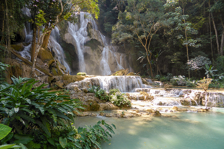 Les cascades de Khouang Si voyage responsable